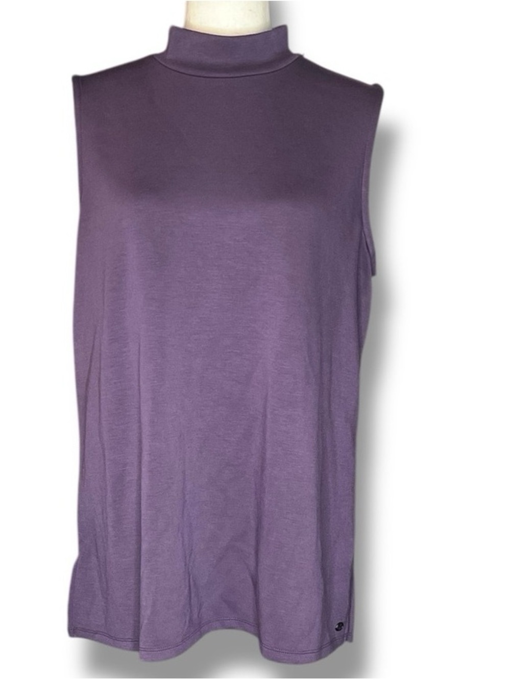 Sleeveless Mock Neck Top in Lavender
